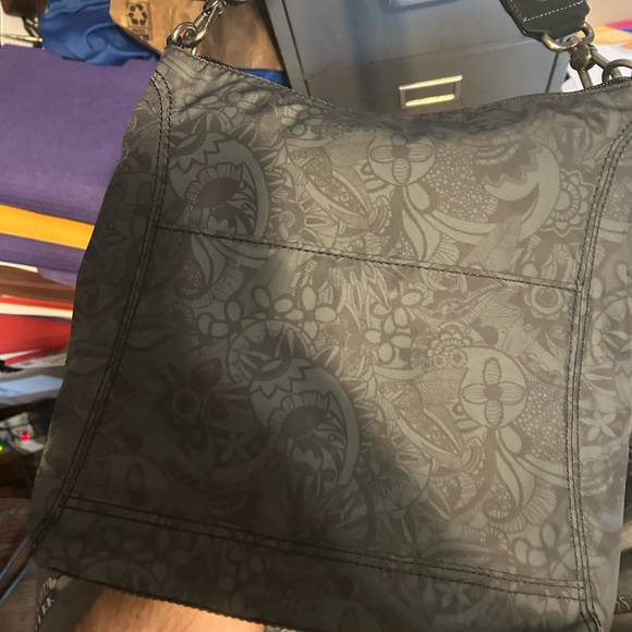 SAKROOTS Lucia recycled nylon printed women's crossbody bag Grey/Black 10.5X10.5 - Picture 4 of 8